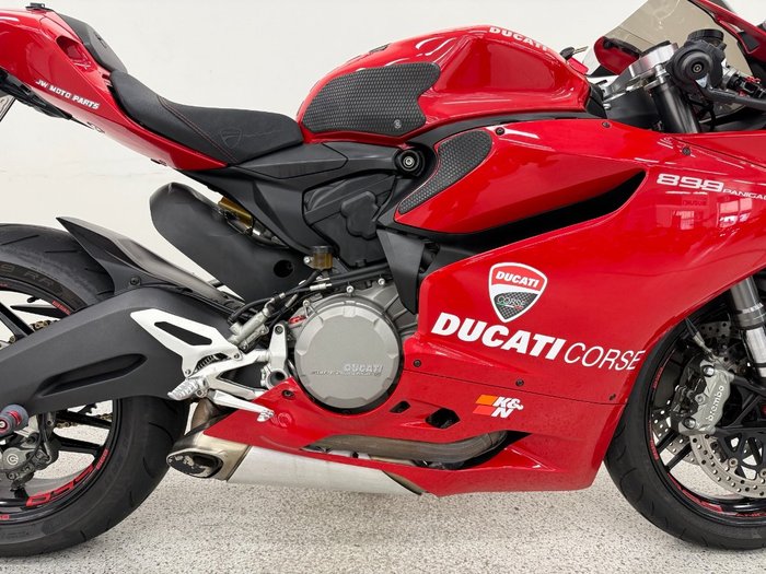 2015 DUCATI 899 PANIGALE Red