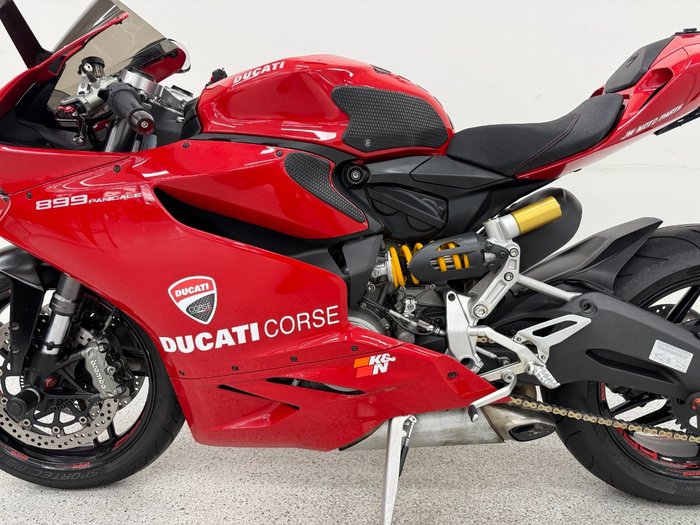 2015 DUCATI 899 PANIGALE Red