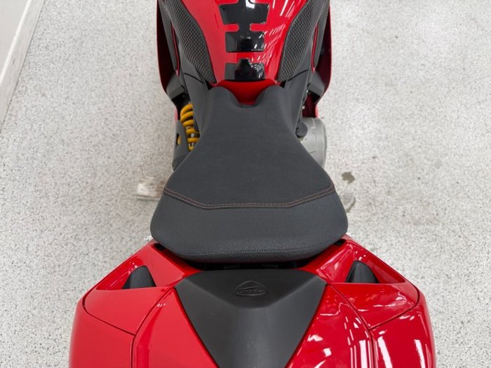2015 DUCATI 899 PANIGALE Red
