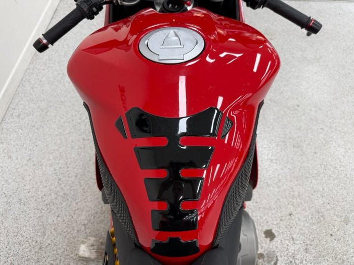 2015 DUCATI 899 PANIGALE Red