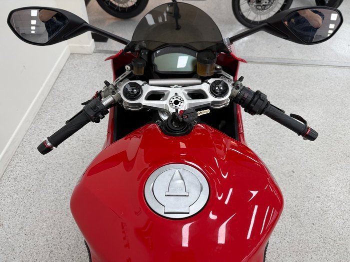 2015 DUCATI 899 PANIGALE Red