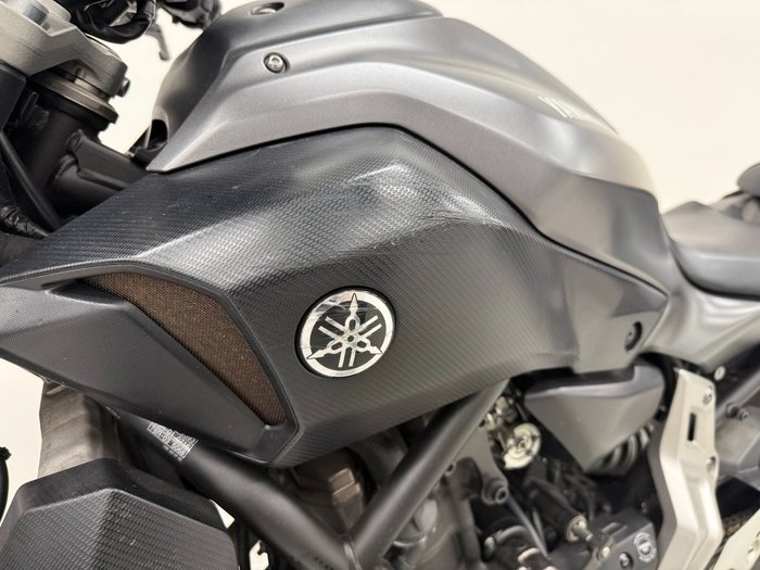 2016 YAMAHA MT-07 LA (ABS) V2 grey