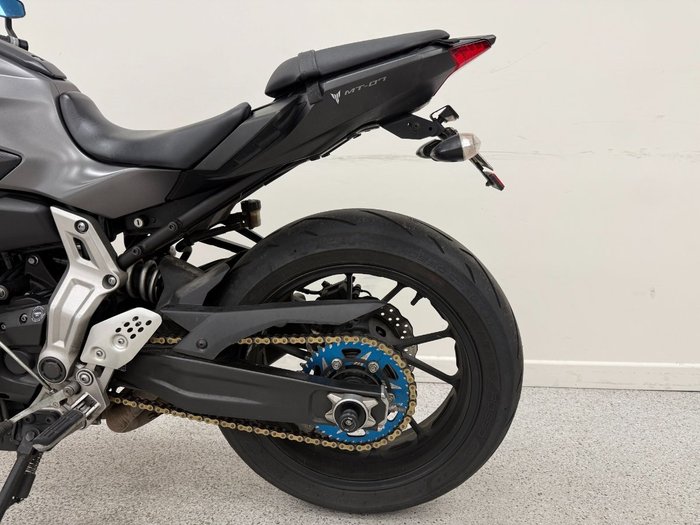 2016 YAMAHA MT-07 LA (ABS) V2 grey