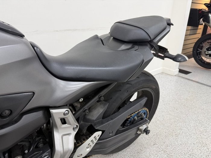 2016 YAMAHA MT-07 LA (ABS) V2 grey