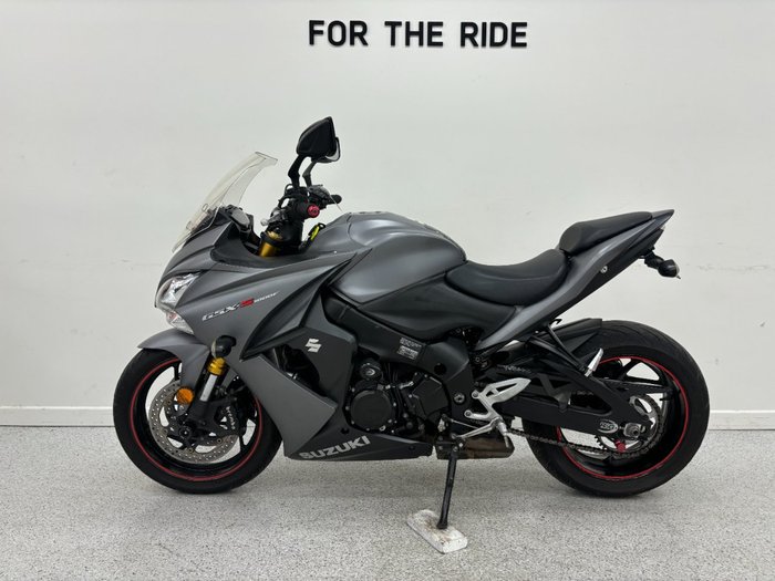2015 Suzuki GSX-S1000F grey