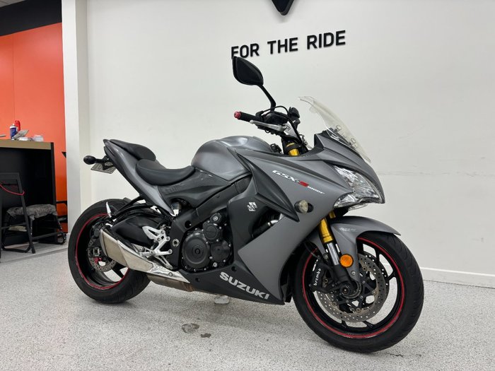 2015 Suzuki GSX-S1000F grey