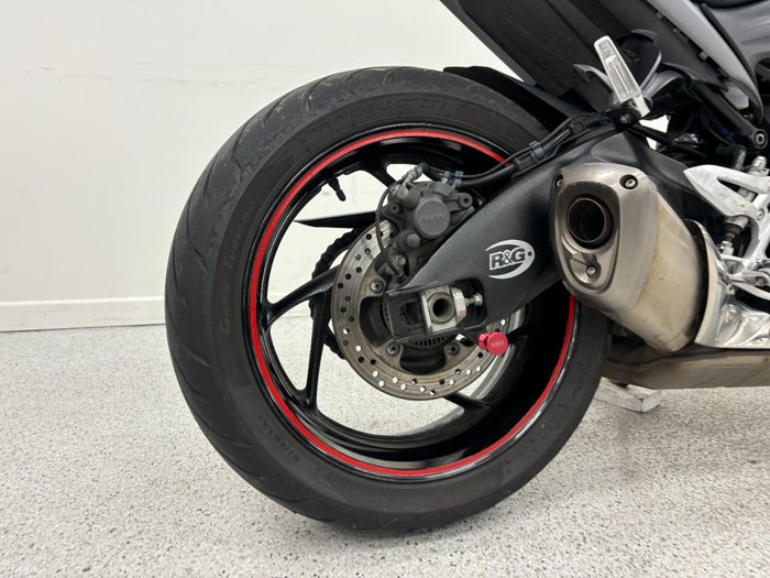 2015 Suzuki GSX-S1000F grey