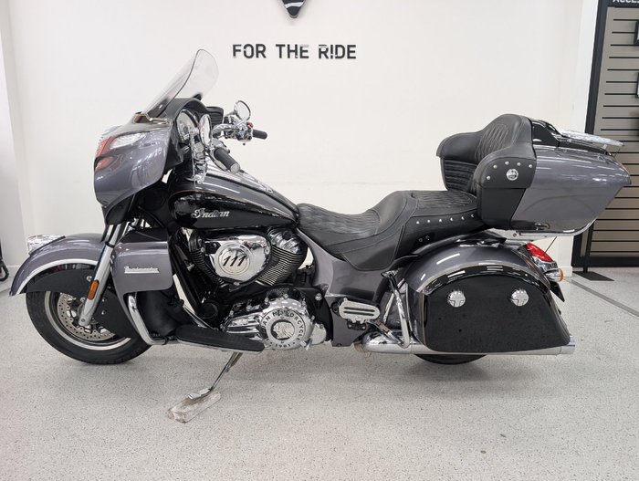 2016 INDIAN ROADMASTER grey