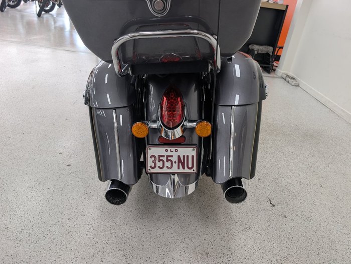 2016 INDIAN ROADMASTER grey
