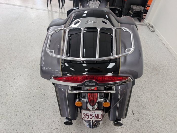 2016 INDIAN ROADMASTER grey