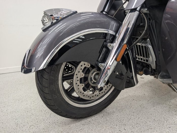 2016 INDIAN ROADMASTER grey