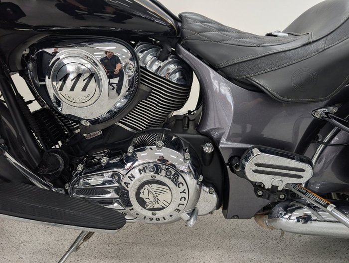 2016 INDIAN ROADMASTER grey