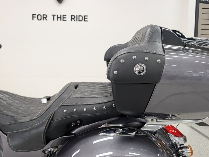 2016 INDIAN ROADMASTER grey