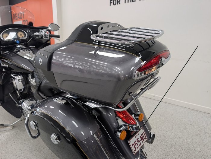 2016 INDIAN ROADMASTER grey