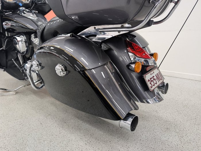 2016 INDIAN ROADMASTER grey