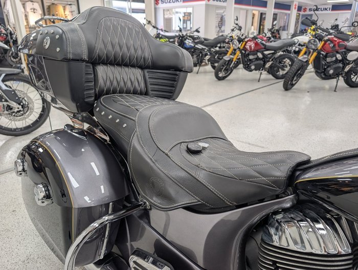 2016 INDIAN ROADMASTER grey