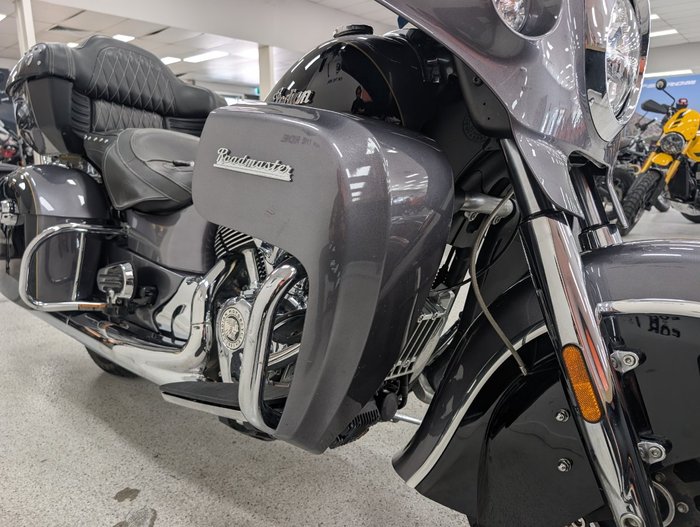 2016 INDIAN ROADMASTER grey