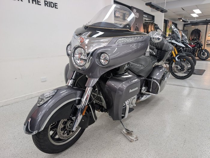 2016 INDIAN ROADMASTER grey