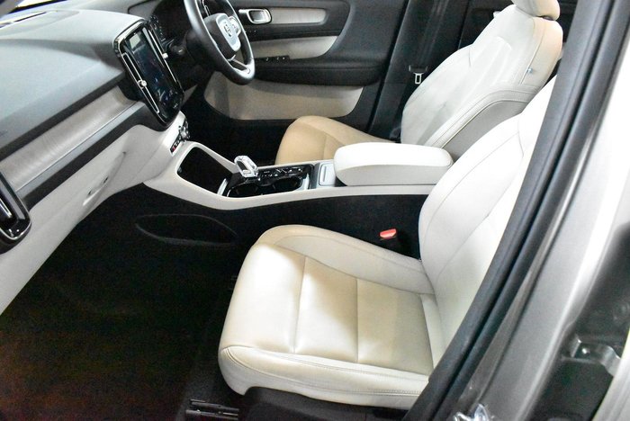 2019 Volvo XC40 T4 Inscription