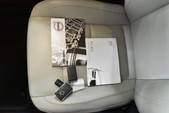 2019 Volvo XC40 T4 Inscription