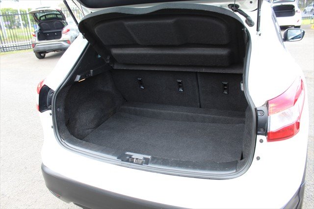 2015 Nissan QASHQAI ST