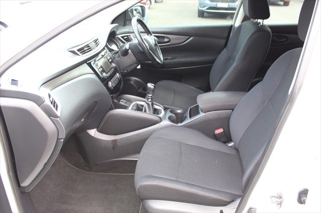 2015 Nissan QASHQAI ST