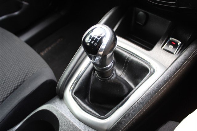 2015 Nissan QASHQAI ST