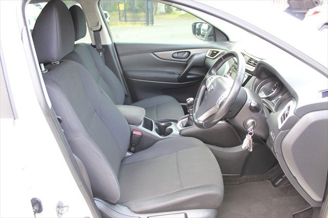 2015 Nissan QASHQAI ST