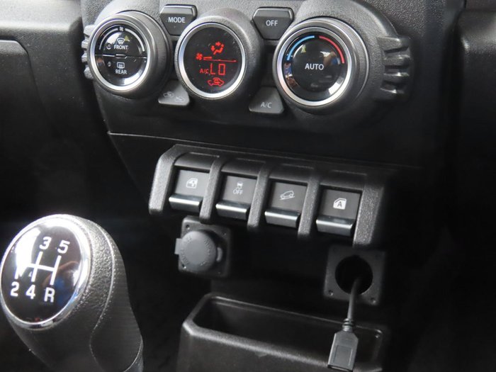 2022 Suzuki Jimny GLX