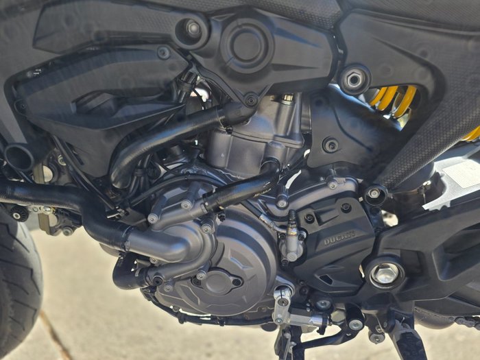 2021 DUCATI MONSTER+ 937 STEALTH BLACK