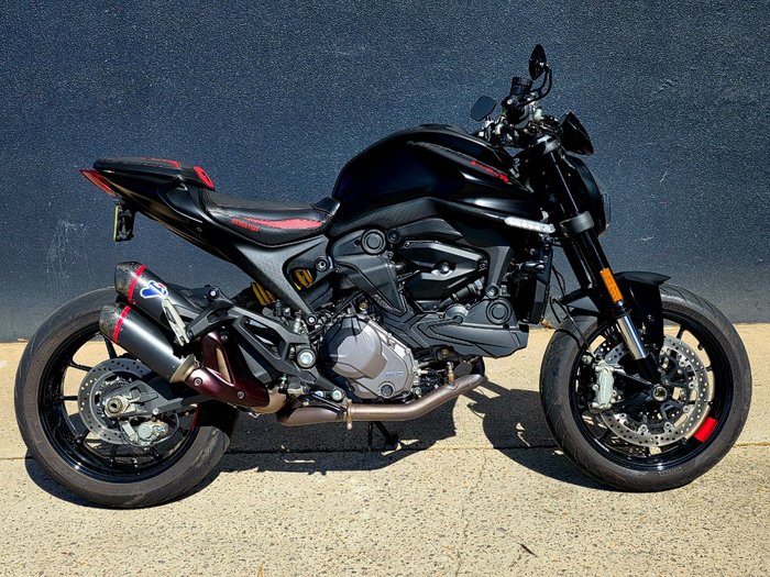 2021 DUCATI MONSTER+ 937 STEALTH BLACK