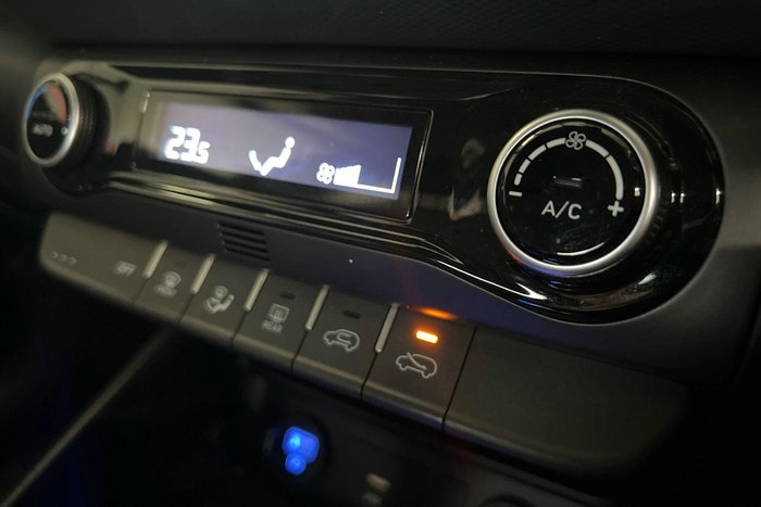 2022 Hyundai Kona Elite