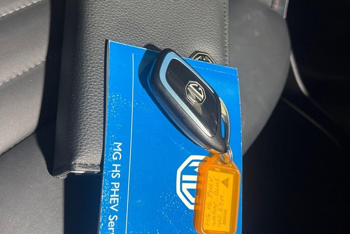 2021 MG HS PHEV Essence