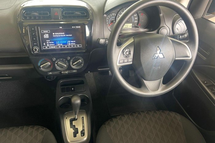 2021 Mitsubishi Mirage ES