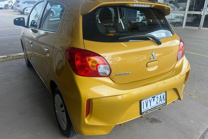 2021 Mitsubishi Mirage ES