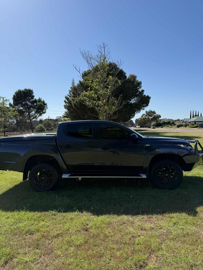 2022 Mitsubishi Triton GLX-R