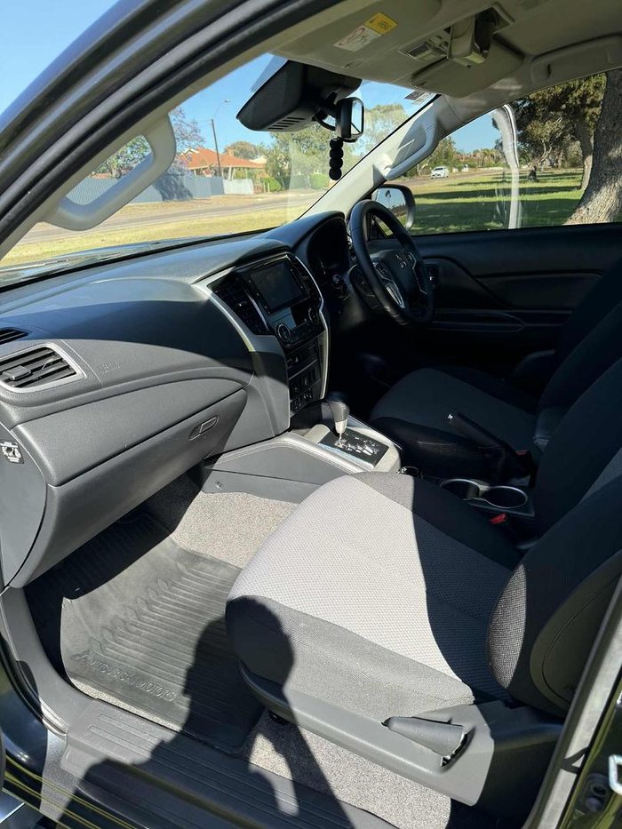 2022 Mitsubishi Triton GLX-R