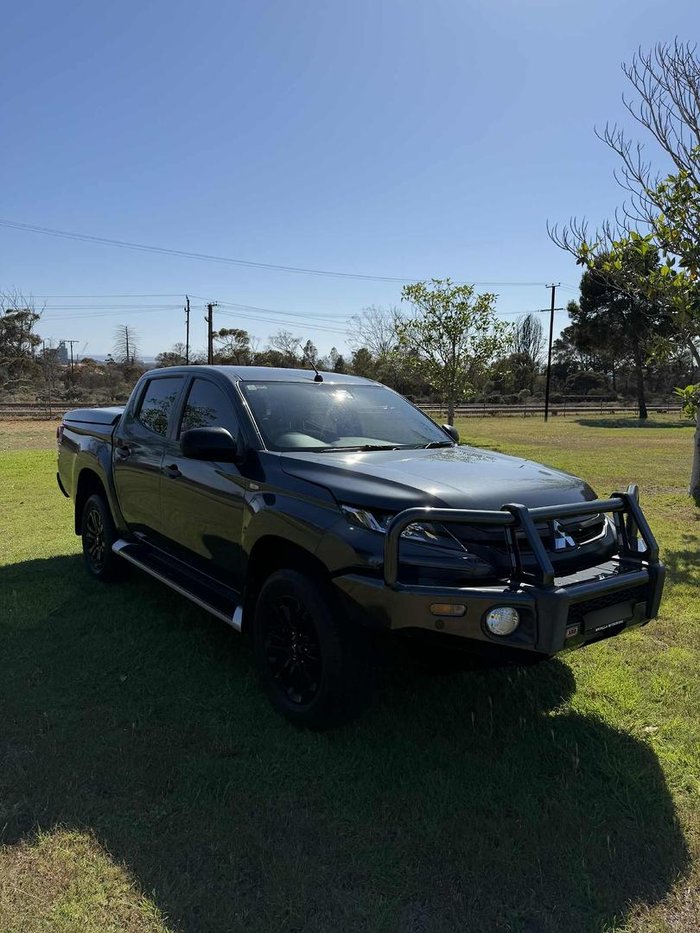 2022 Mitsubishi Triton GLX-R
