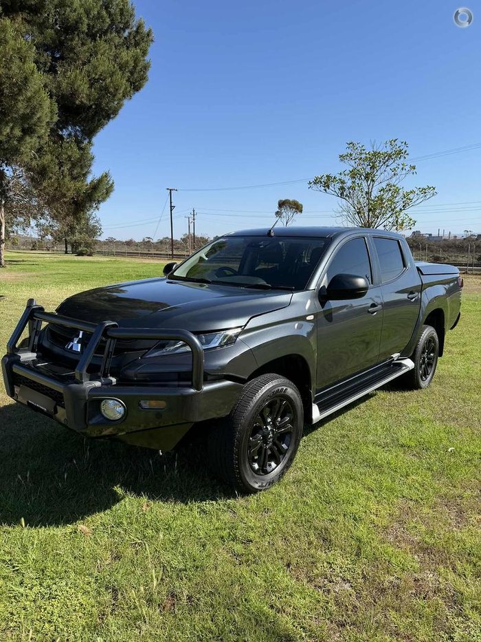2022 Mitsubishi Triton