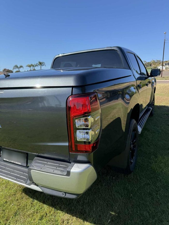 2022 Mitsubishi Triton GLX-R