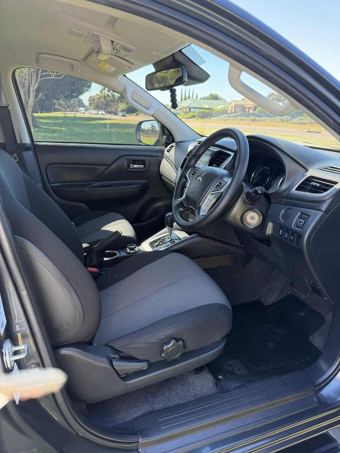 2022 Mitsubishi Triton GLX-R