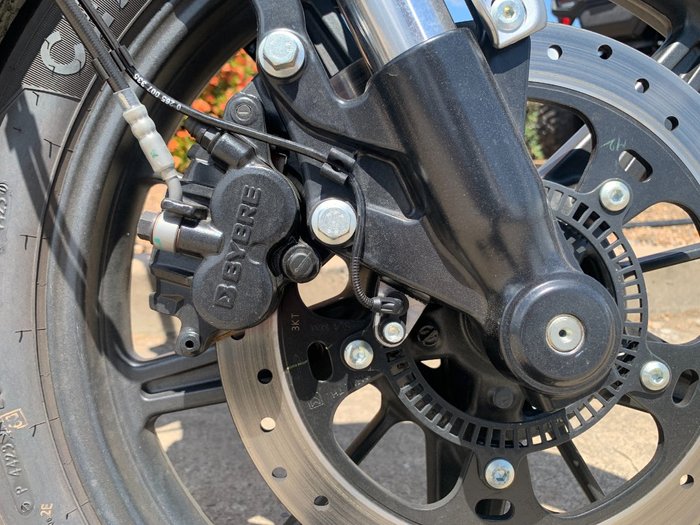 2024 Royal Enfield SUPER METEOR 650 Green