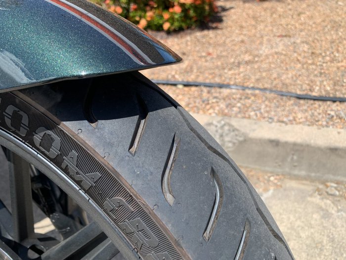 2024 Royal Enfield SUPER METEOR 650 Green