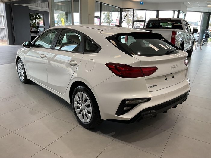 2023 Kia Cerato S
