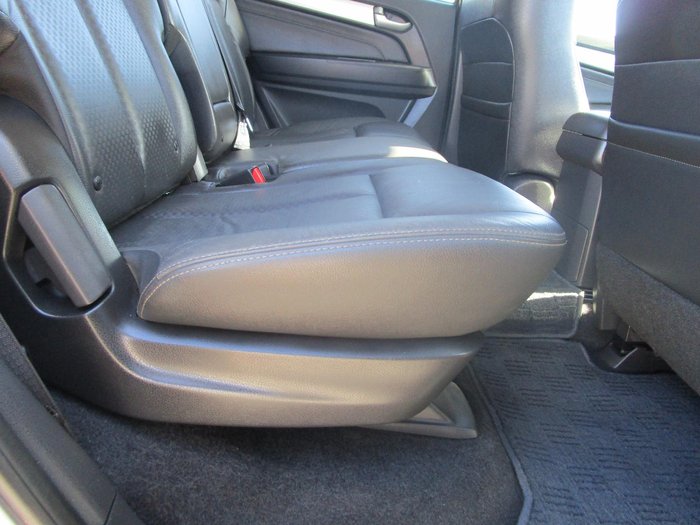 2016 Isuzu MU-X LS-T