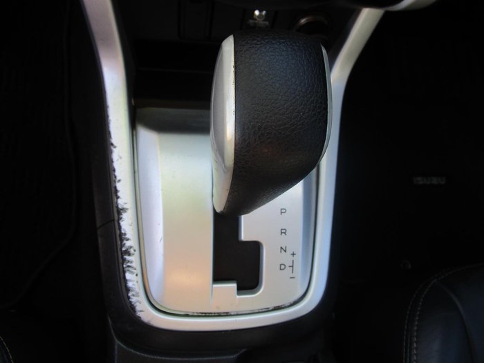 2016 Isuzu MU-X LS-T