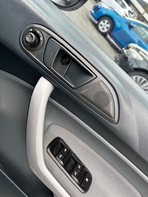 2011 Ford Fiesta CL WT Metropolitan Grey