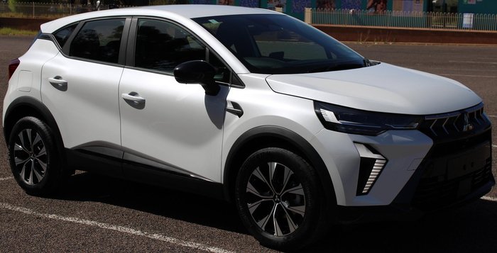 2025 Mitsubishi ASX LS