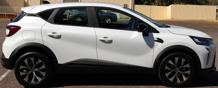 2025 Mitsubishi ASX LS