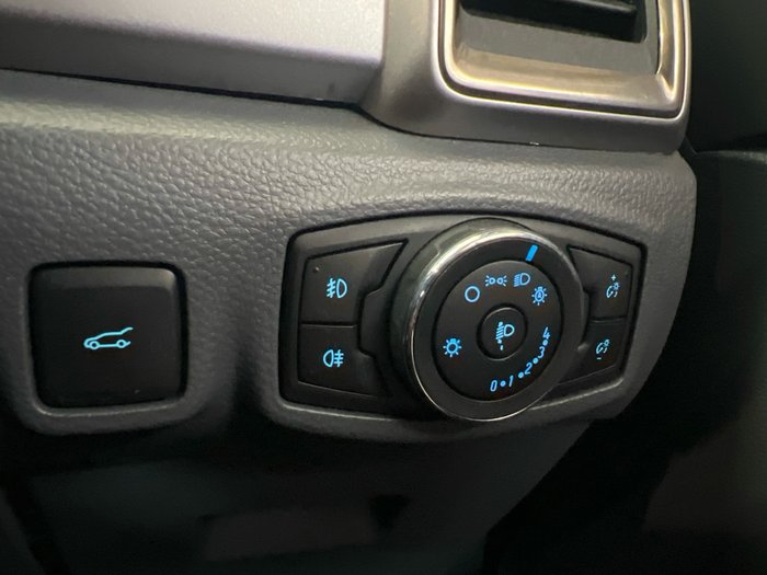 2015 Ford Everest Trend